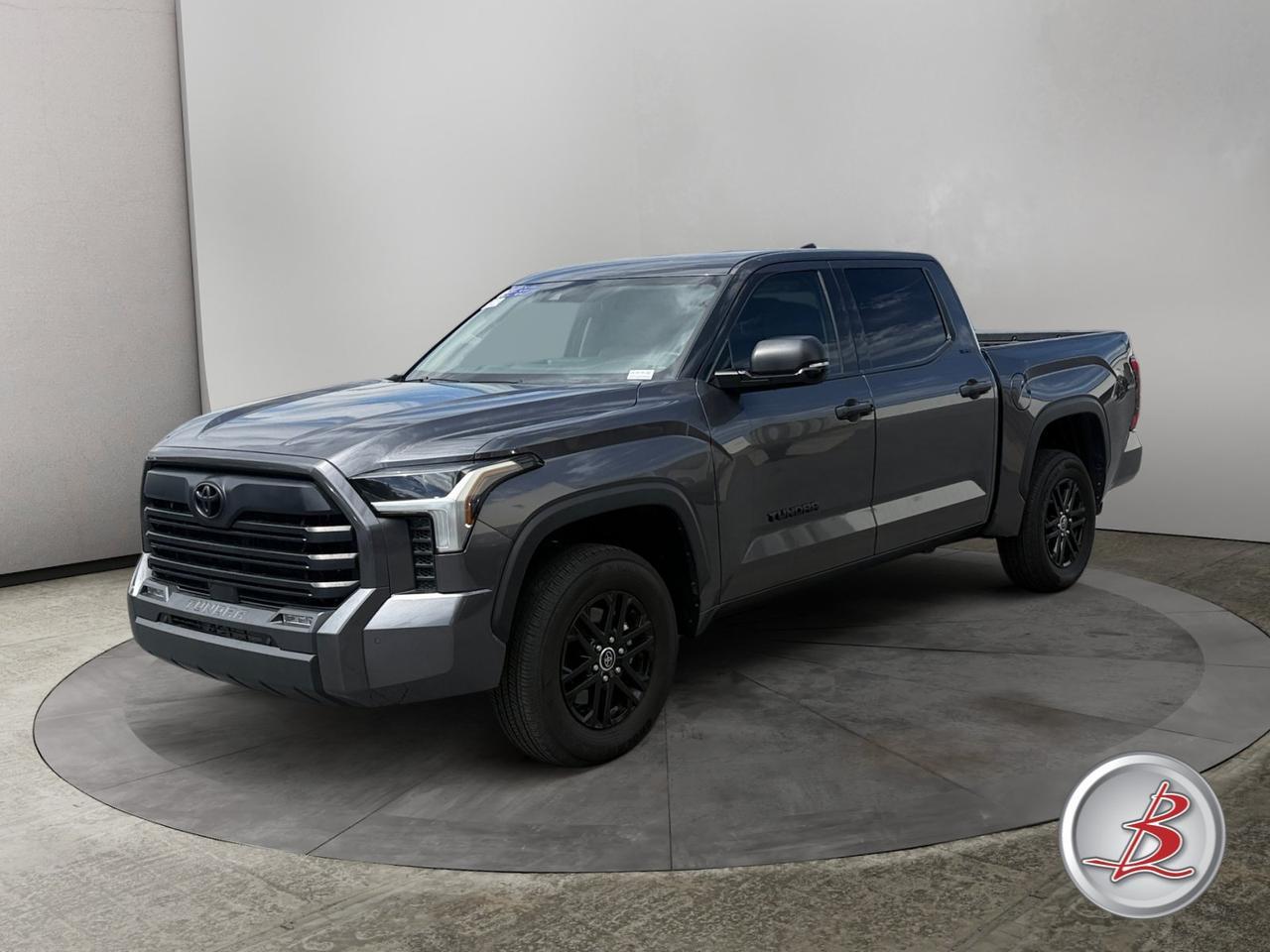 2023 Toyota TUNDRA 4WD SR5