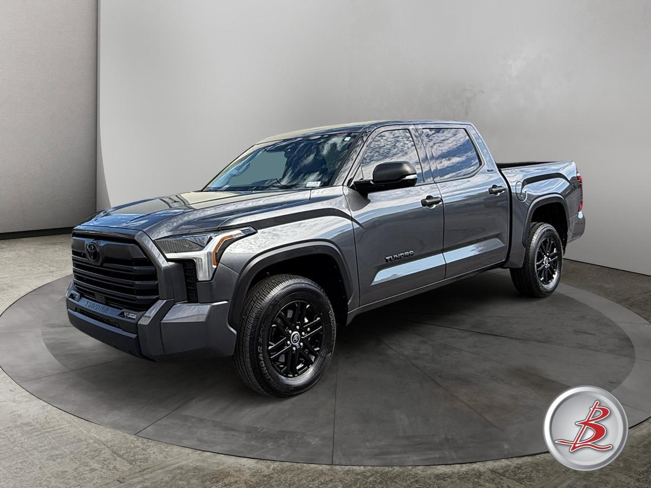 2023 Toyota TUNDRA 4WD SR5