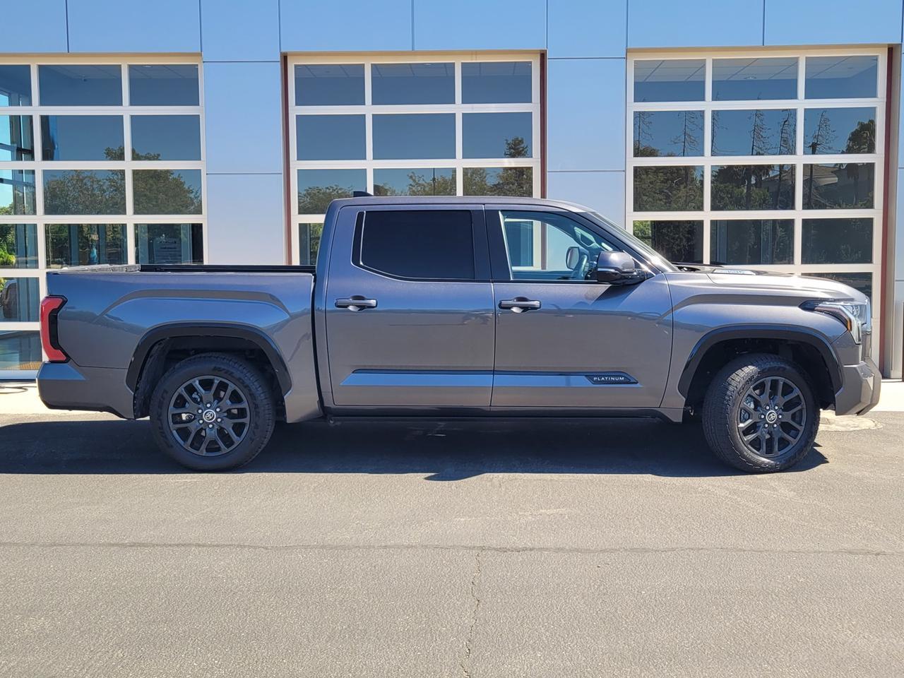 2023 Toyota TUNDRA CREWMAX HYBRID PLATINUM 4X4 Vacaville CA