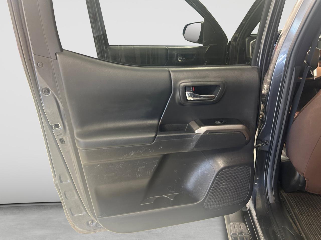 2023 Toyota Tacoma 4WD Limited New Braunfels TX