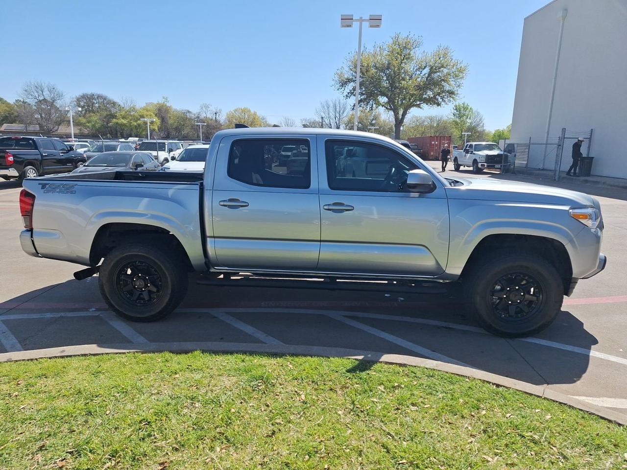 2023 Toyota Tacoma 4WD SR Hurst TX