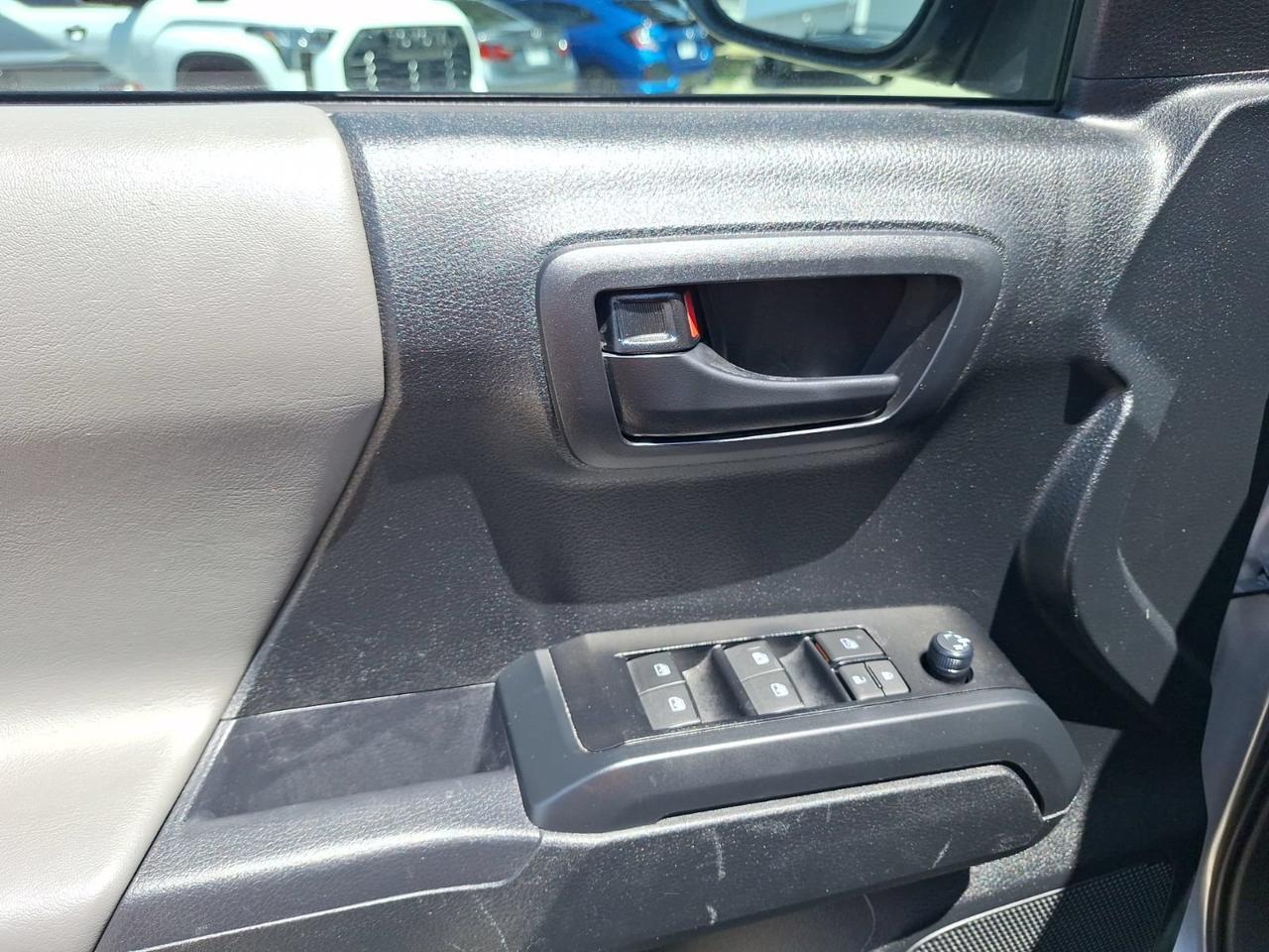 2023 Toyota Tacoma 4WD SR Hurst TX