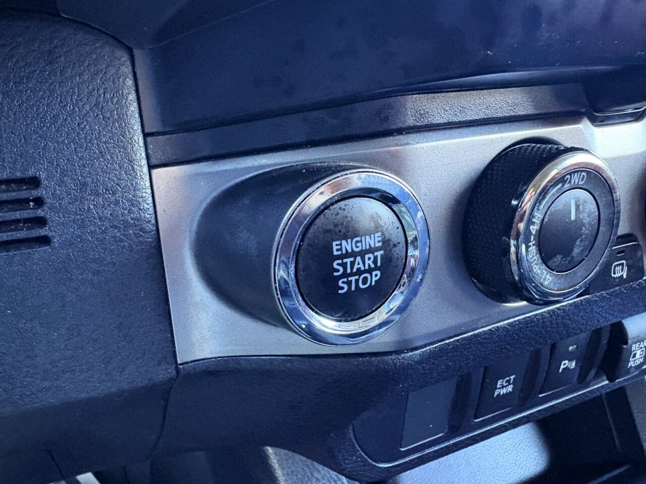 2023 Toyota Tacoma 4WD SR5 Fitchburg MA