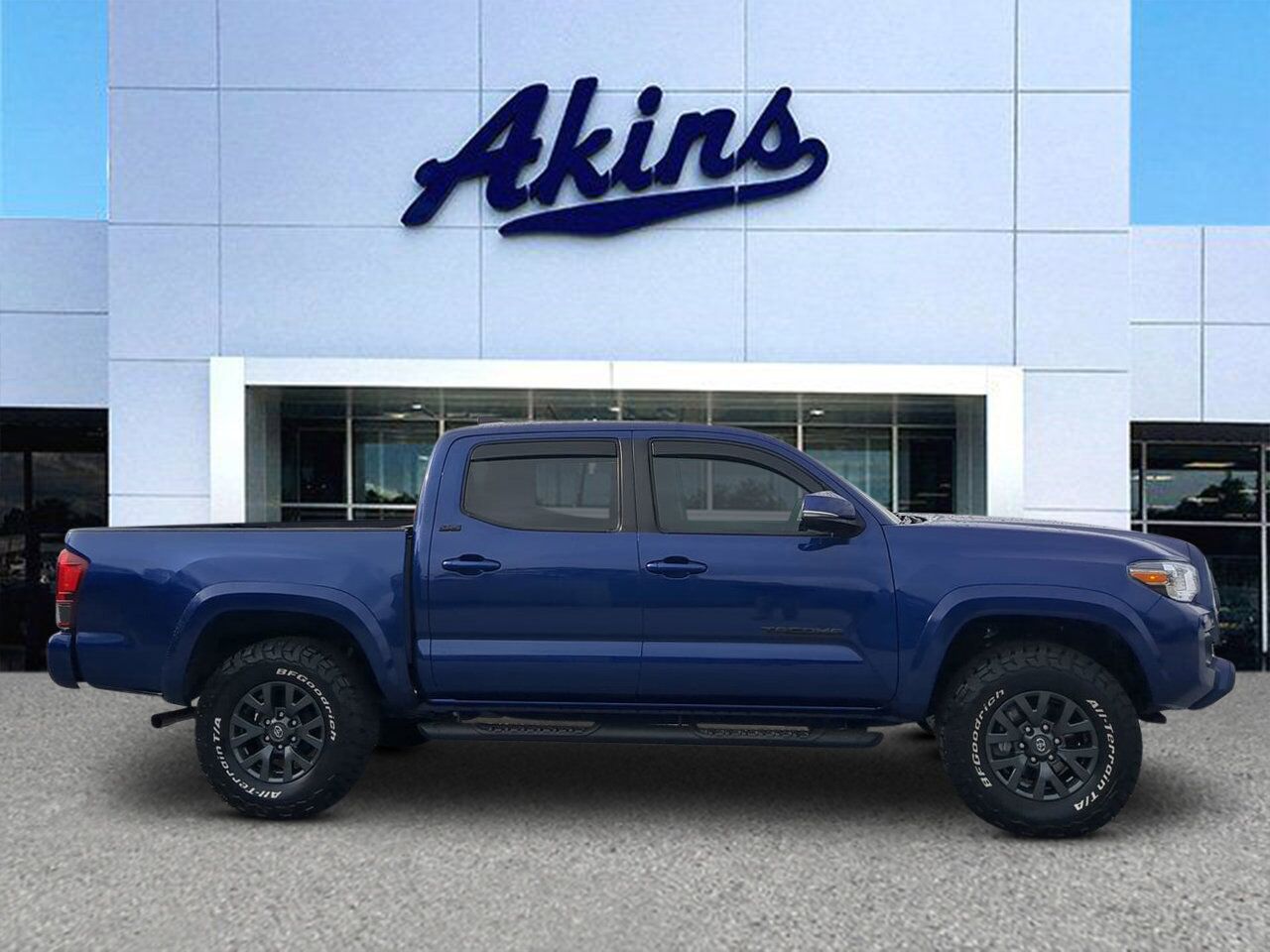 2023 Toyota Tacoma 4WD SR5