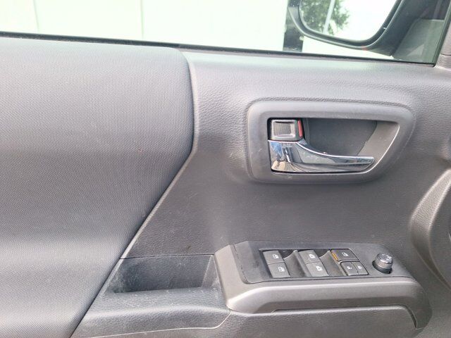2023 Toyota Tacoma 4WD TRD Off Road Hurst TX