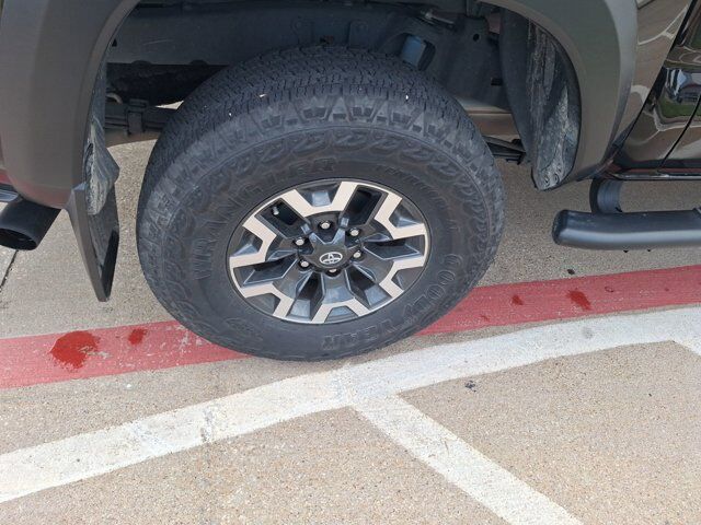 2023 Toyota Tacoma 4WD TRD Off Road Hurst TX