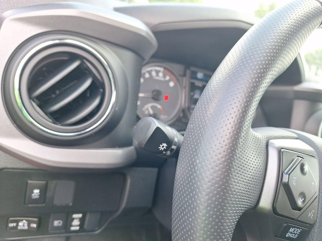 2023 Toyota Tacoma 4WD TRD Off-Road Hurst TX