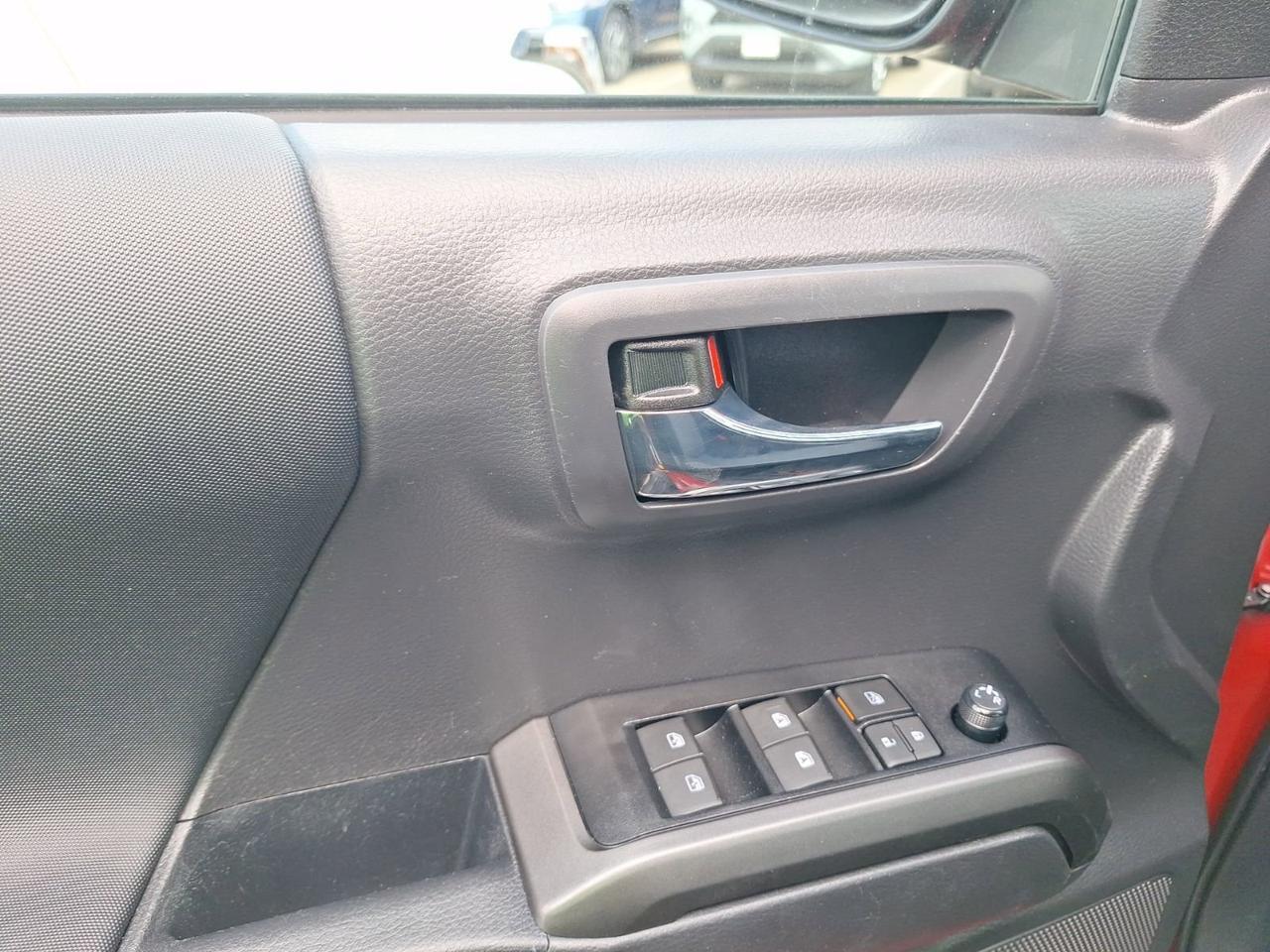 2023 Toyota Tacoma 4WD TRD Off-Road Hurst TX