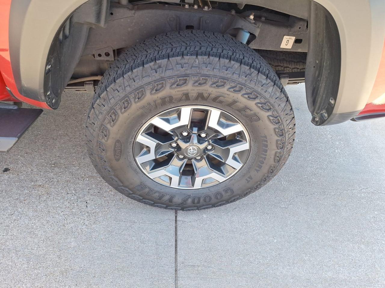 2023 Toyota Tacoma 4WD TRD Off-Road Hurst TX