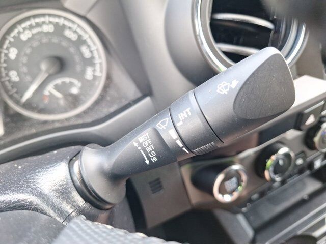 2023 Toyota Tacoma 4WD TRD Off-Road Hurst TX