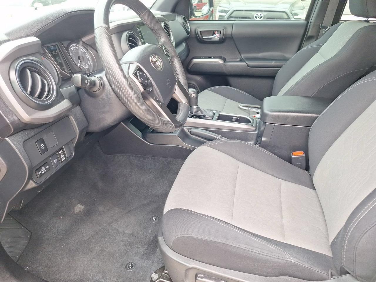 2023 Toyota Tacoma 4WD TRD Off Road Hurst TX