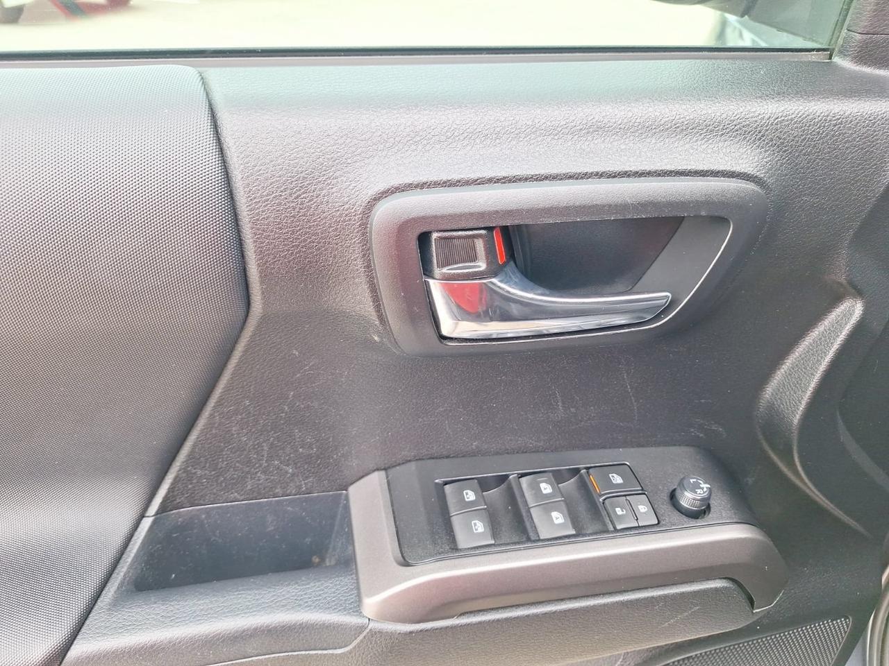 2023 Toyota Tacoma 4WD TRD Off Road Hurst TX