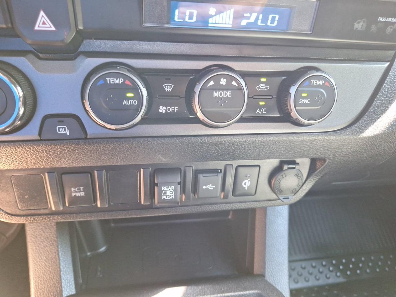 2023 Toyota Tacoma 4WD TRD Off-Road Hurst TX