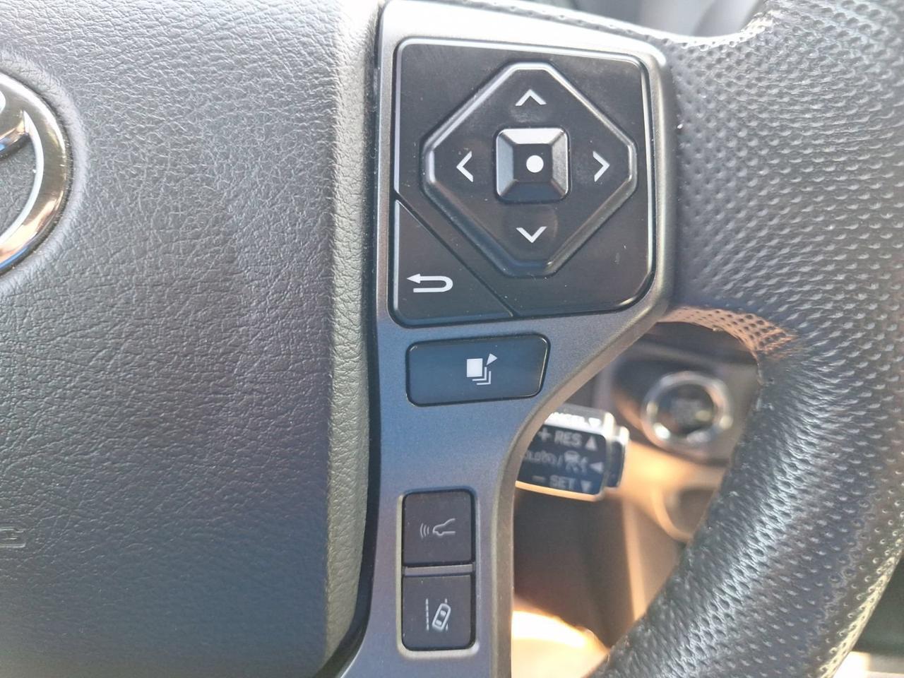 2023 Toyota Tacoma 4WD TRD Off-Road Hurst TX
