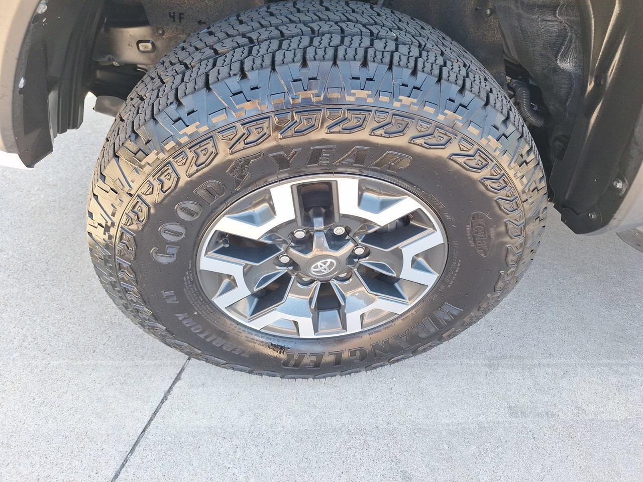 2023 Toyota Tacoma 4WD TRD Off-Road Hurst TX