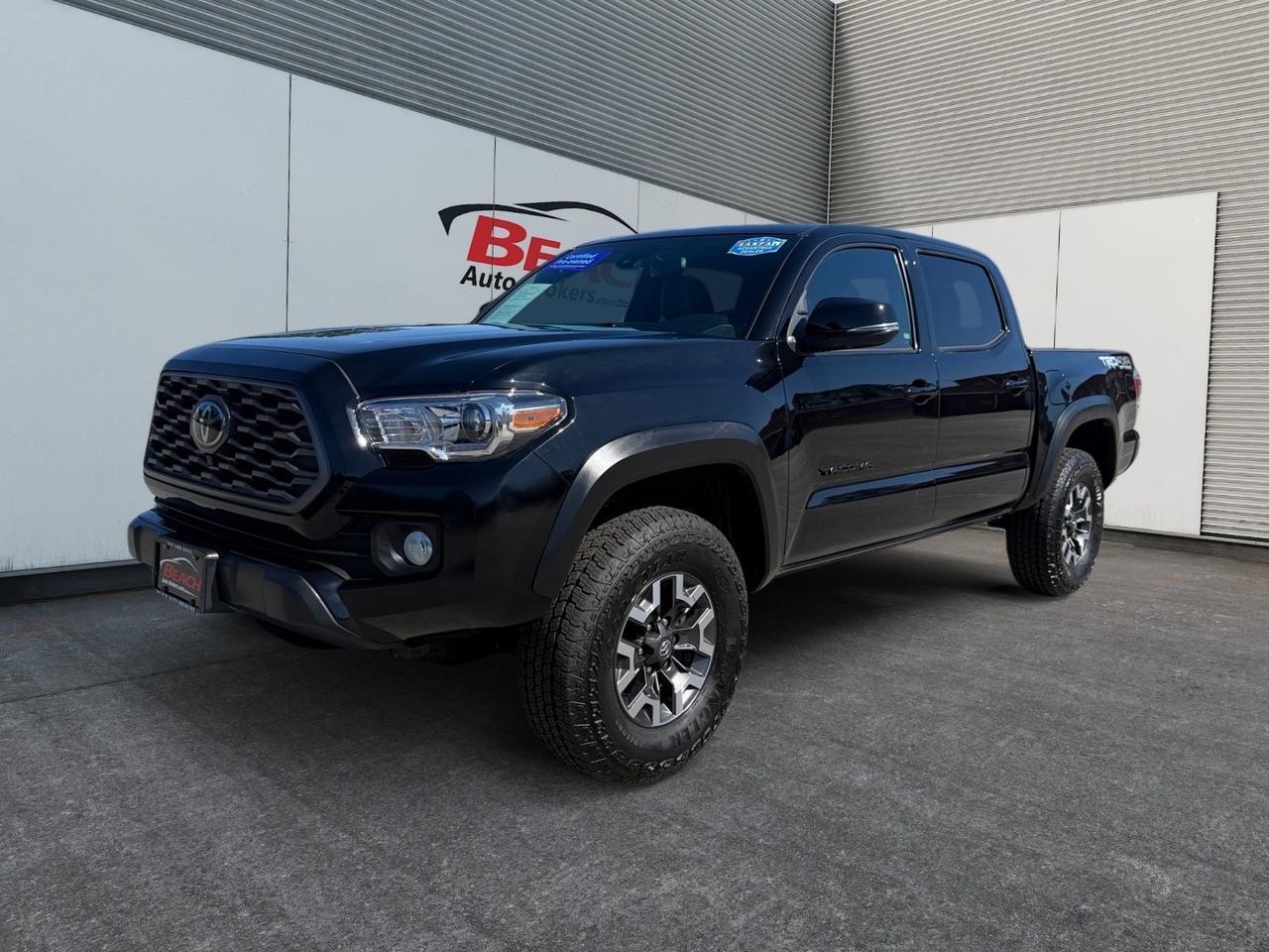 2023 Toyota Tacoma 4WD TRD Off Road, JBL SPEAKERS, BLUETOOTH, BED LINER, TOW PACKAGE, POWER SLIDING REAR WINDOW, BACKUP CAMERA, POWER MIRRORS, SUNROOF, ALL WEATHER FLOOTS MATS, ONLY 1 OWNER!