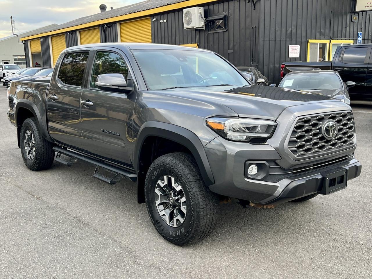2023 Toyota Tacoma 4x4 TRD photo 3