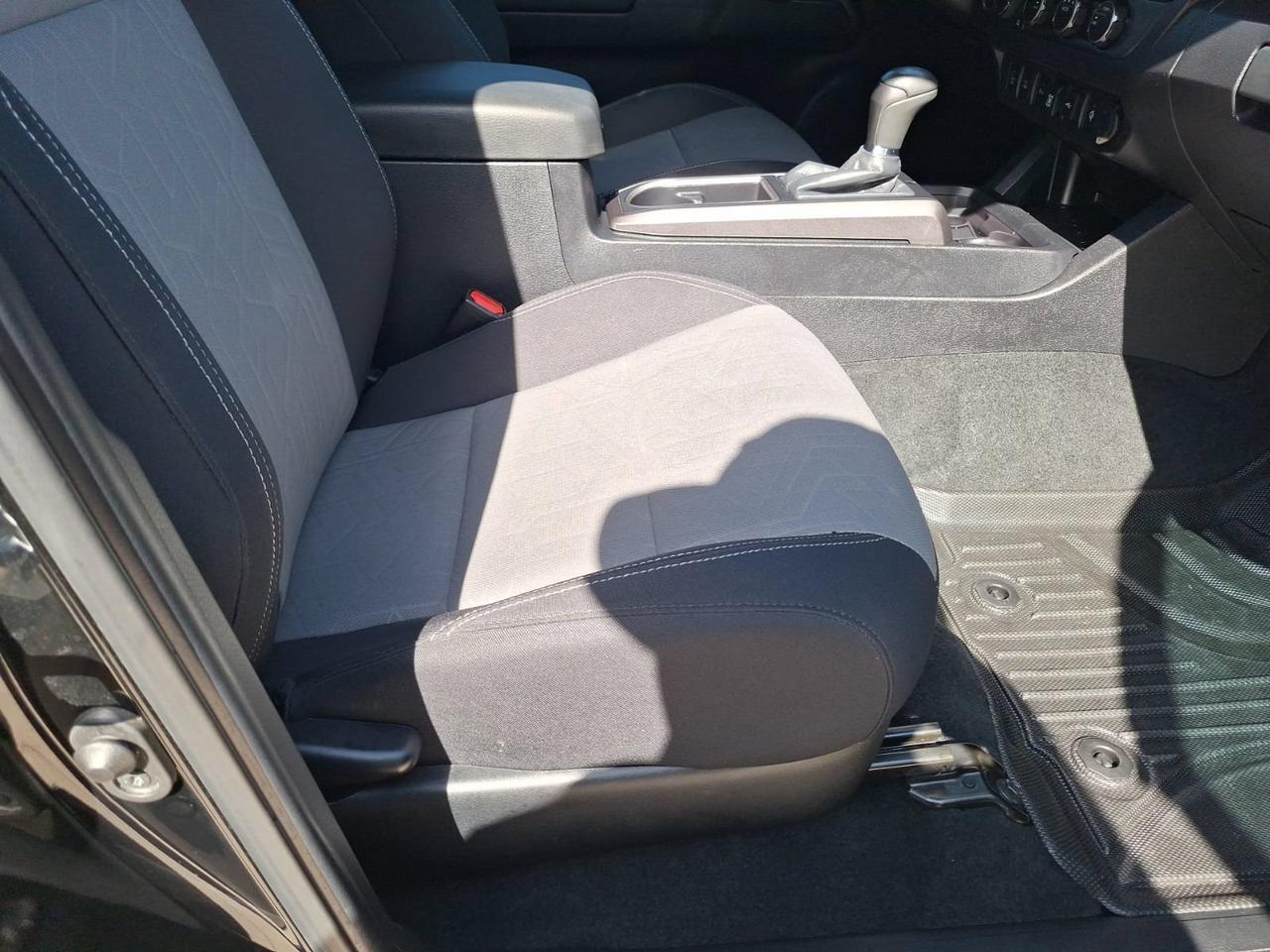 2023 Toyota Tacoma 4WD TRD Sport Hurst TX