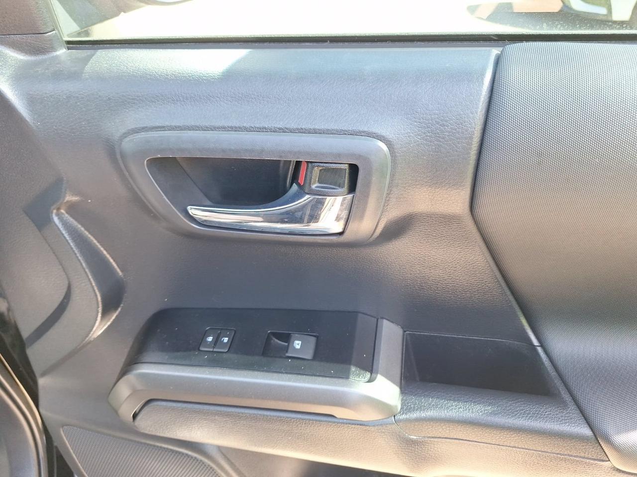 2023 Toyota Tacoma 4WD TRD Sport Hurst TX