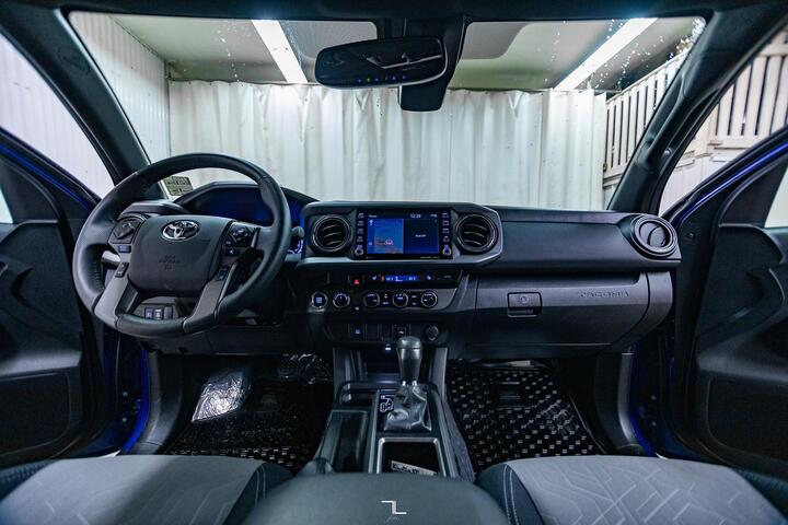 2023 Toyota Tacoma 4x4 Access Cab TRD Off-Road Nav BCam Red Deer AB