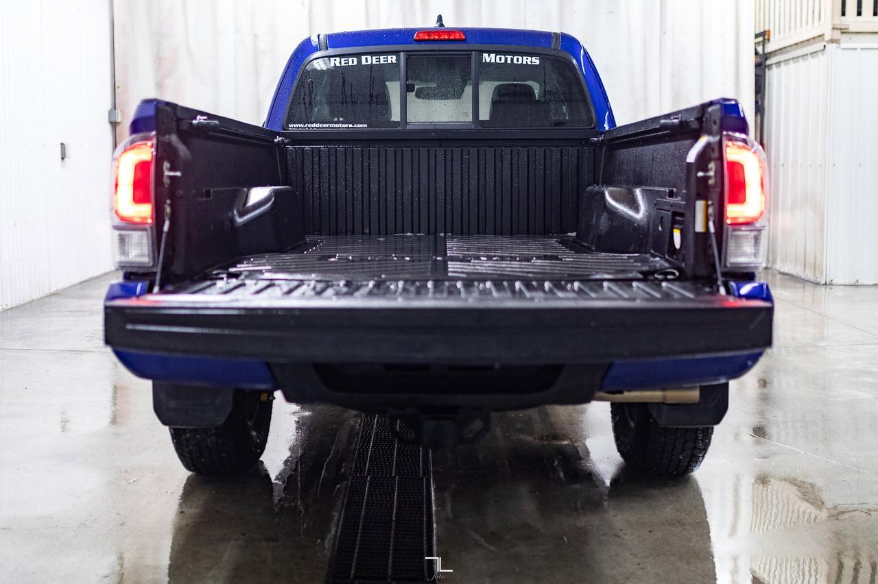 2023 Toyota Tacoma 4x4 Access Cab TRD Off-Road Nav BCam Red Deer AB