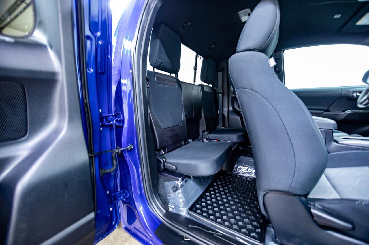 2023 Toyota Tacoma 4x4 Access Cab TRD Off-Road Nav BCam Red Deer AB