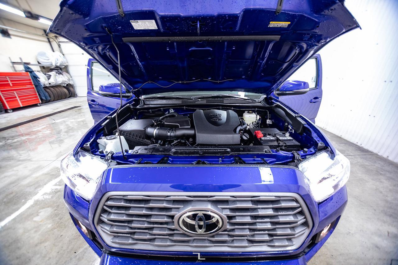 2023 Toyota Tacoma 4x4 Access Cab TRD Off-Road Nav BCam Red Deer AB