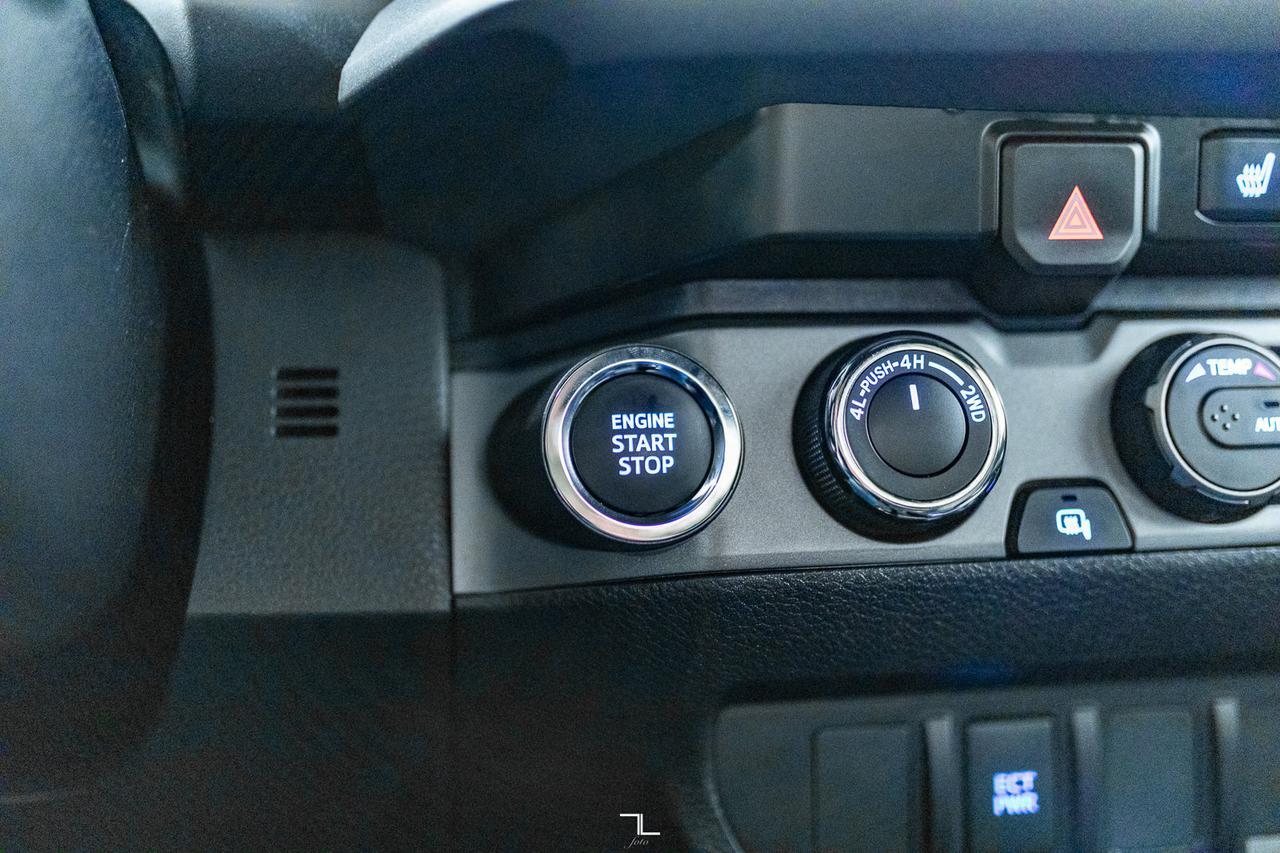2023 Toyota Tacoma 4x4 Access Cab TRD Off-Road Nav BCam Red Deer AB