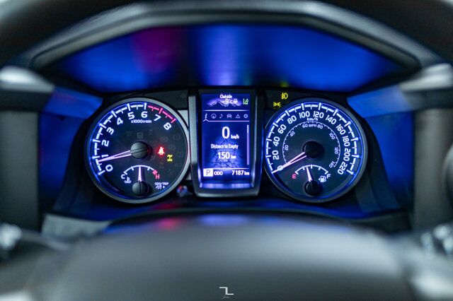 2023 Toyota Tacoma 4x4 Access Cab TRD Off-Road Nav BCam Red Deer AB