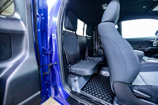 2023 Toyota Tacoma 4x4 Access Cab TRD Off-Road Nav BCam Red Deer AB