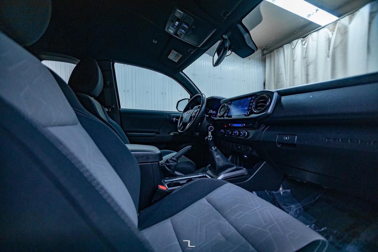 2023 Toyota Tacoma 4x4 Access Cab TRD Sport Manual Nav BCam Red Deer AB