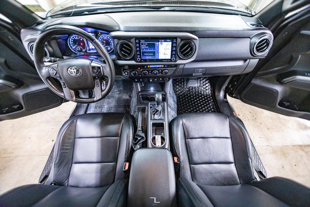 2023 Toyota Tacoma 4x4 Crew Cab TRD Off Road Leather Roof Nav BCam Red Deer AB