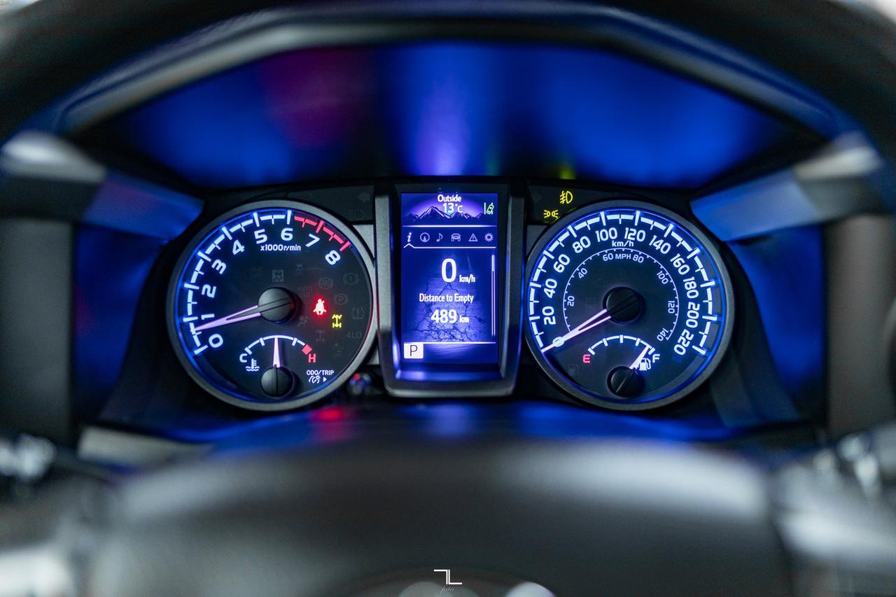 2023 Toyota Tacoma 4x4 Crew Cab TRD Off Road Leather Roof Nav BCam Red Deer AB