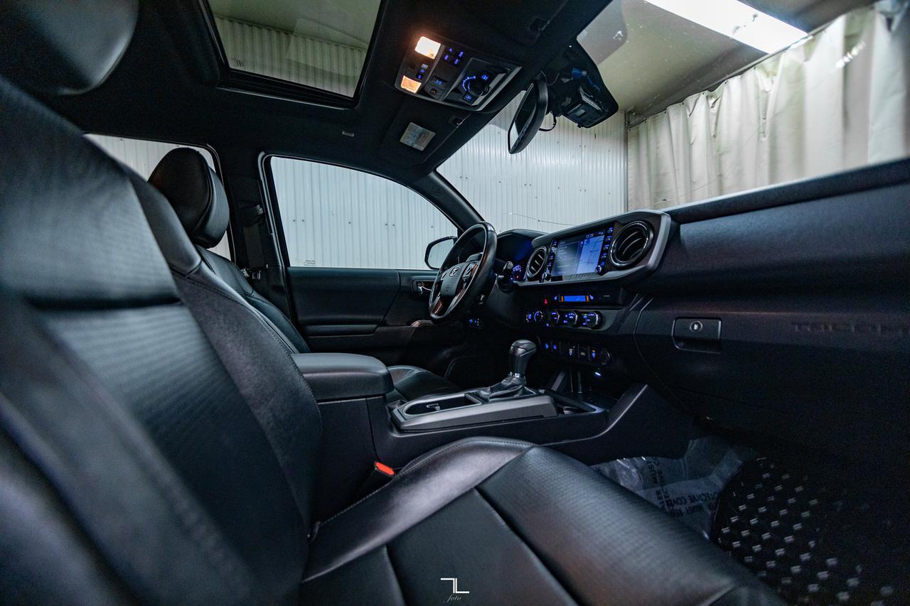 2023 Toyota Tacoma 4x4 Crew Cab TRD Off Road Leather Roof Nav BCam Red Deer AB