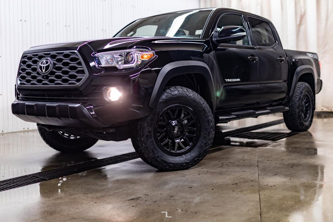 2023 Toyota Tacoma 4x4 Crew Cab TRD Off Road Leather Roof Nav BCam Red Deer AB