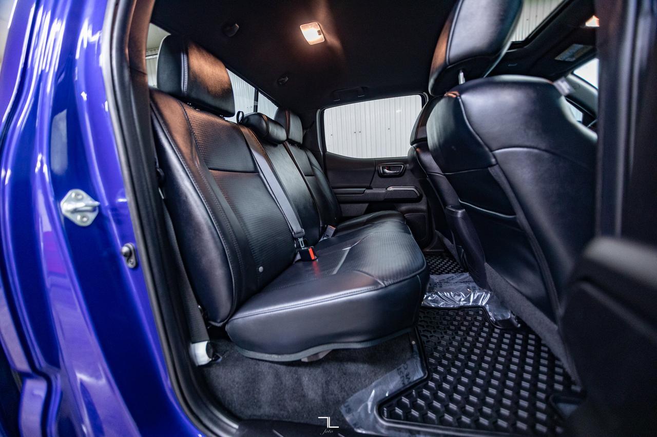 2023 Toyota Tacoma 4x4 Crew Cab TRD Off-Road Leather Roof Nav Red Deer AB