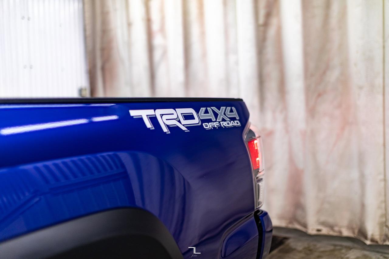 2023 Toyota Tacoma 4x4 Crew Cab TRD Off-Road Leather Roof Nav Red Deer AB