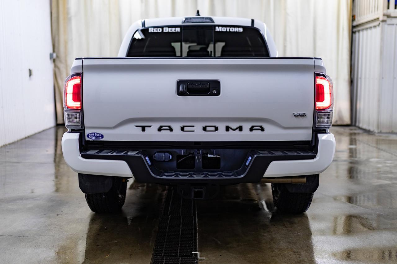 2023 Toyota Tacoma 4x4 Crew Cab TRD Off Road Nav BCam Red Deer AB