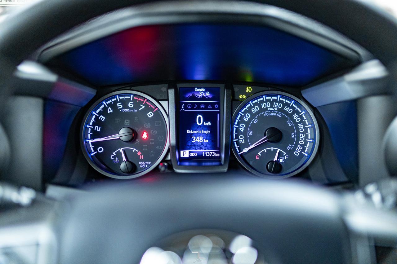 2023 Toyota Tacoma 4x4 Crew Cab TRD Off Road Nav BCam Red Deer AB