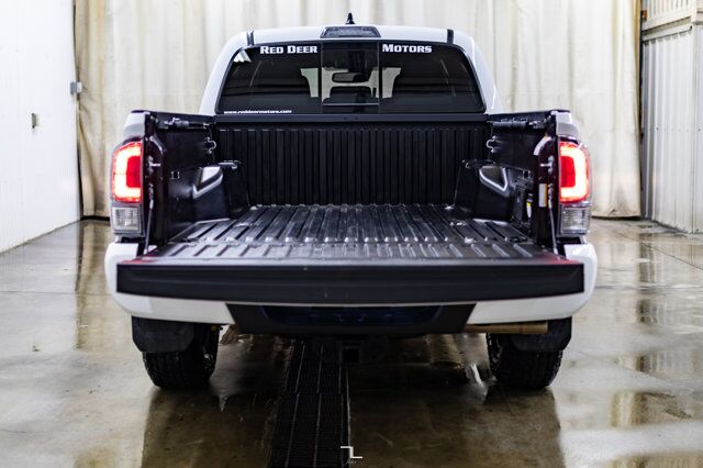 2023 Toyota Tacoma 4x4 Crew Cab TRD Off Road Nav BCam Red Deer AB