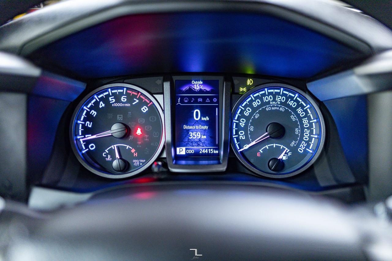 2023 Toyota Tacoma 4x4 Crew Cab TRD Sport Nav BCam Red Deer AB