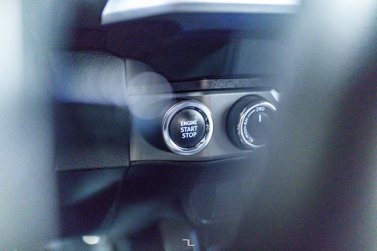 2023 Toyota Tacoma 4x4 Crew Cab TRD Sport Nav BCam Red Deer AB