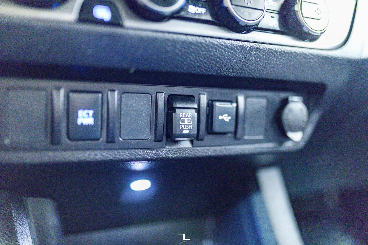 2023 Toyota Tacoma 4x4 Crew Cab TRD Sport Nav BCam Red Deer AB