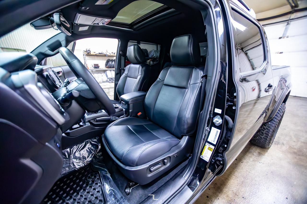 2023 Toyota Tacoma 4x4 Crew Cab TRD Sport Premium Leather Roof Nav BCam Red Deer AB