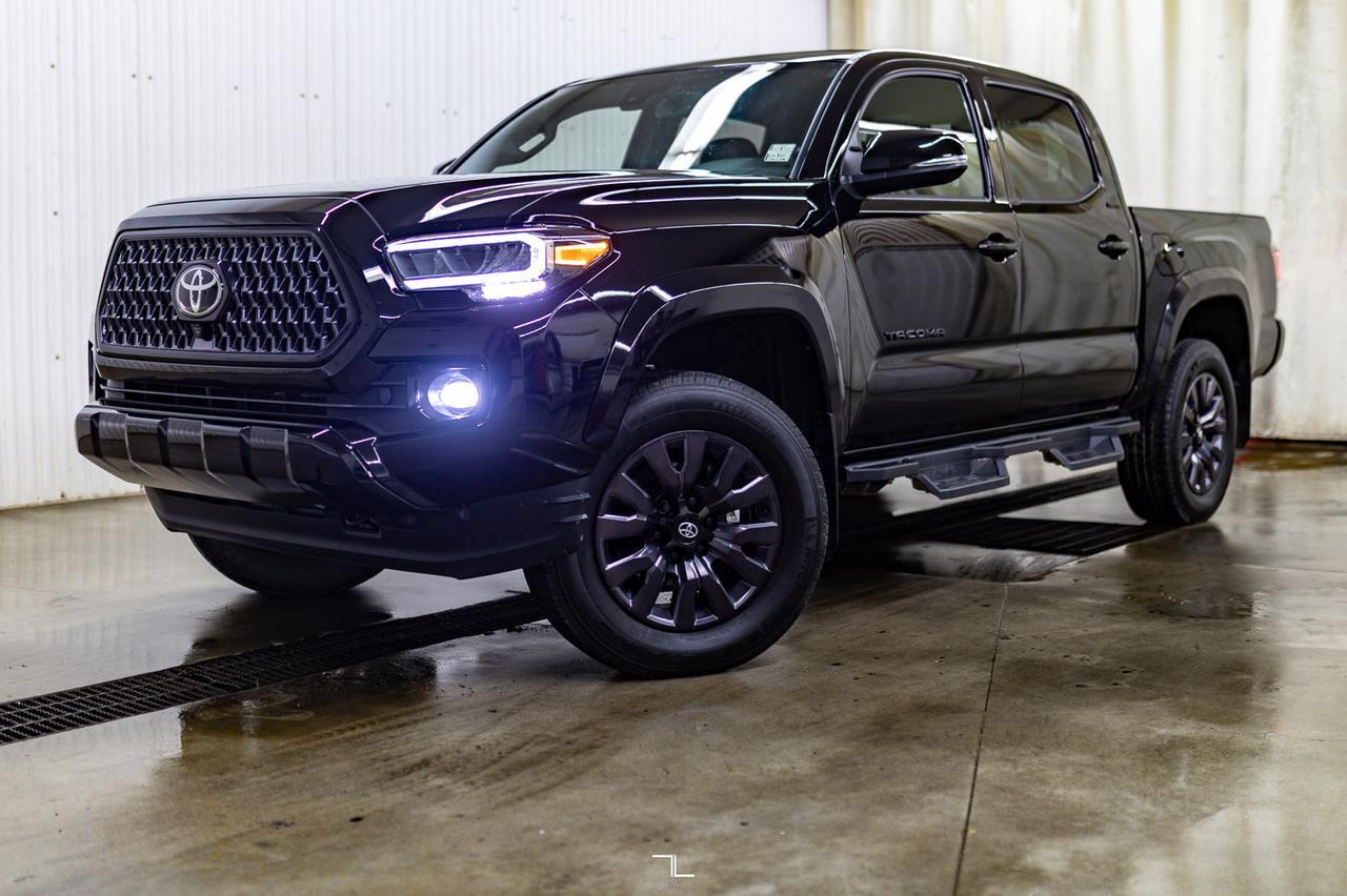 2023 Toyota Tacoma 4x4 Double Cab Limited Nightshade Leather Roof Nav Red Deer AB