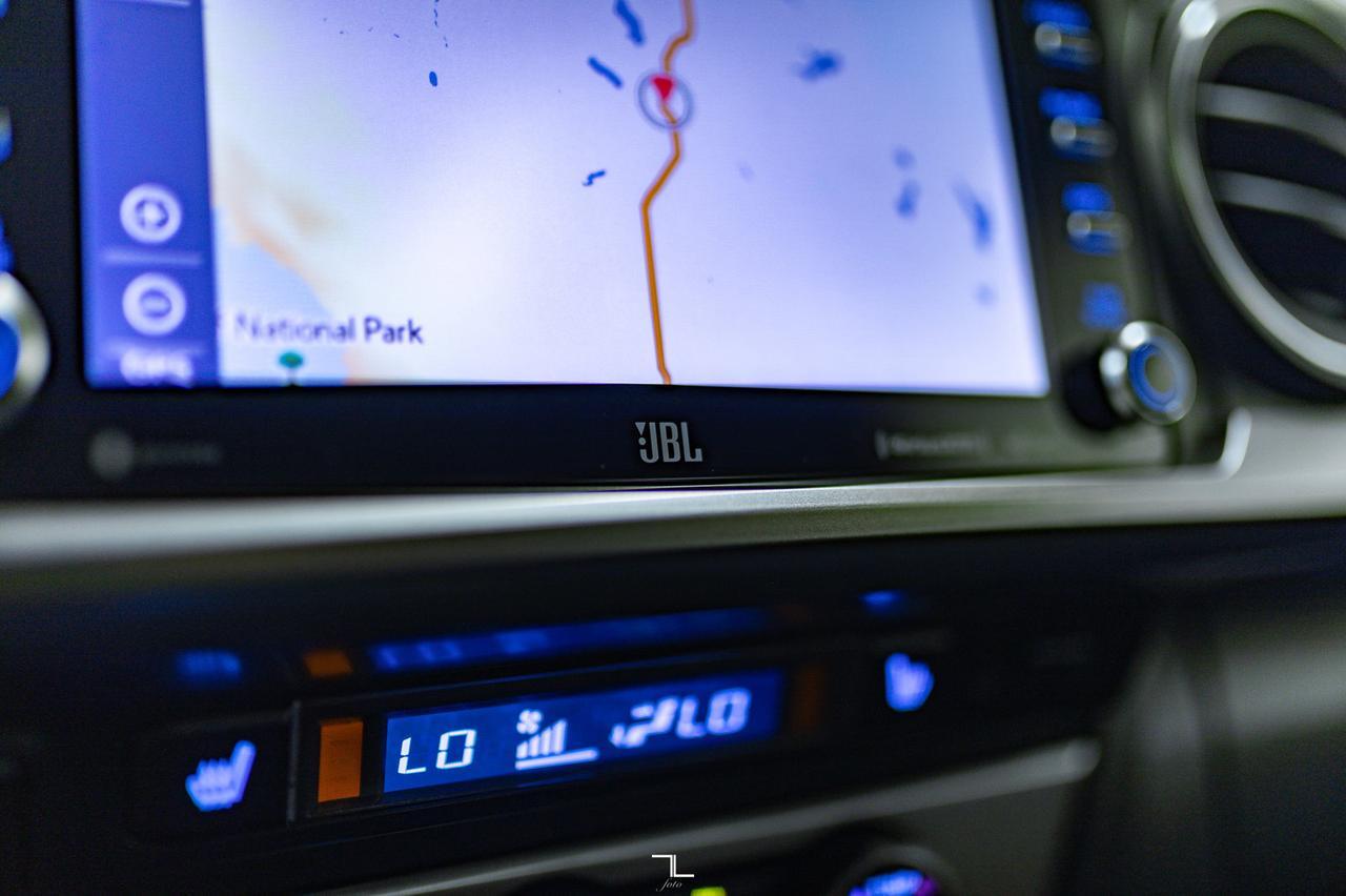 2023 Toyota Tacoma 4x4 Double Cab Limited Nightshade Leather Roof Nav Red Deer AB