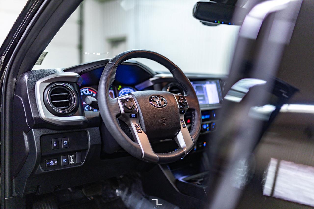 2023 Toyota Tacoma 4x4 Double Cab Limited Nightshade Leather Roof Nav Red Deer AB