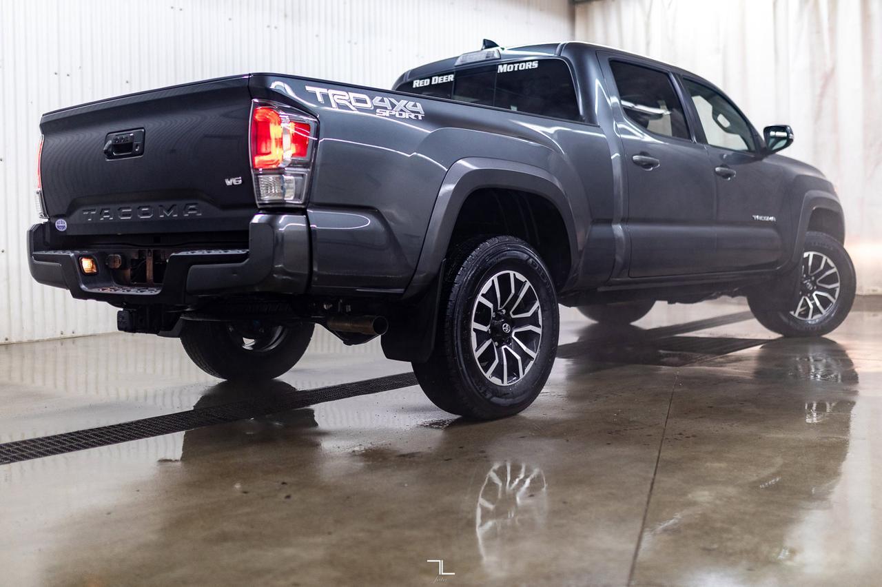 2023 Toyota Tacoma 4x4 Double Cab TRD Sport Leather Roof Nav Red Deer AB