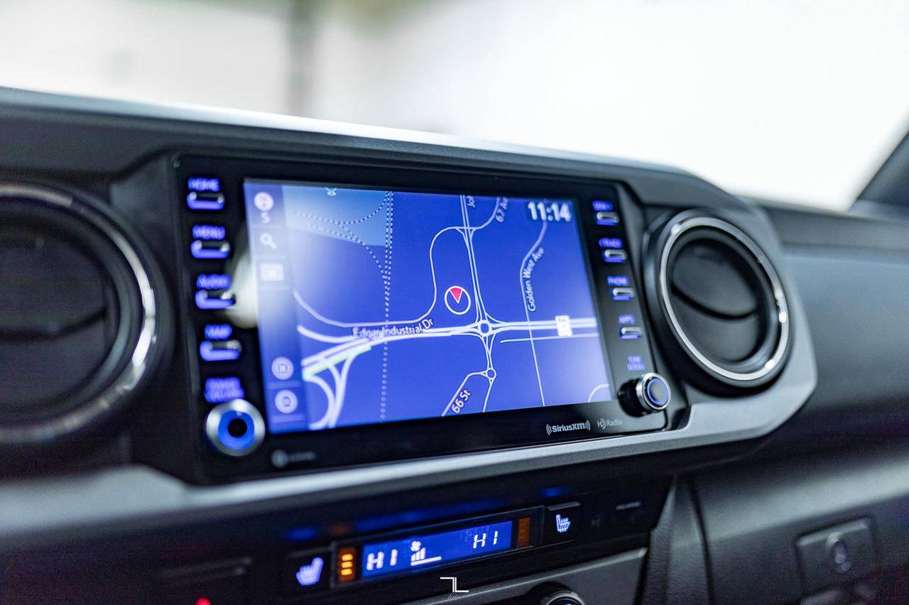 2023 Toyota Tacoma 4x4 Double Cab TRD Sport Leather Roof Nav Red Deer AB