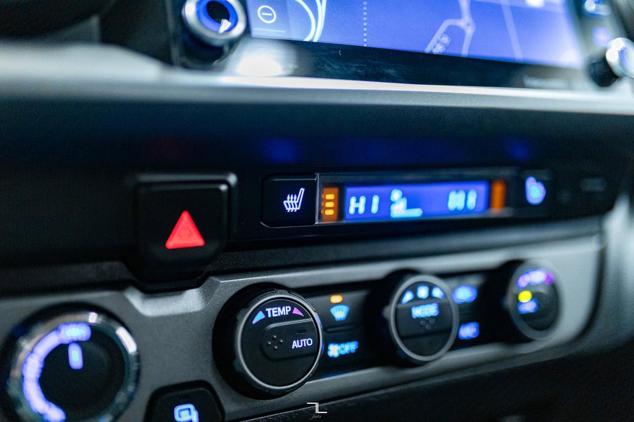 2023 Toyota Tacoma 4x4 Double Cab TRD Sport Leather Roof Nav Red Deer AB